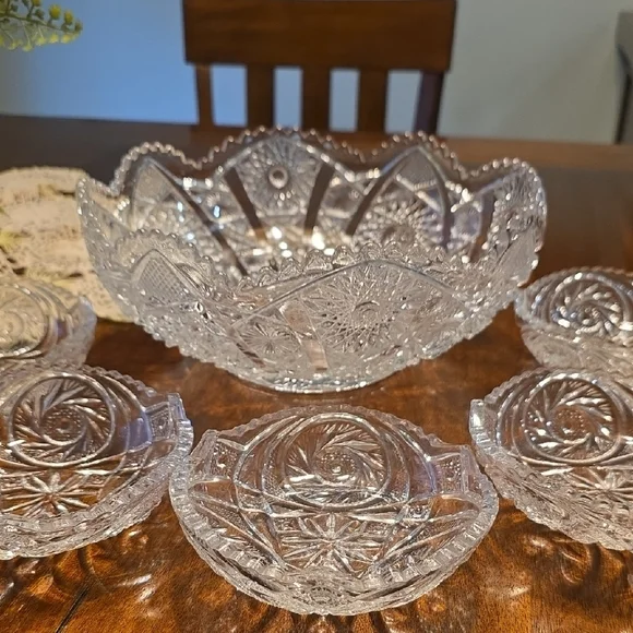 Vintage Imperial Serving Bowl And EAPG Desert Bowls - Picture 11 of 11